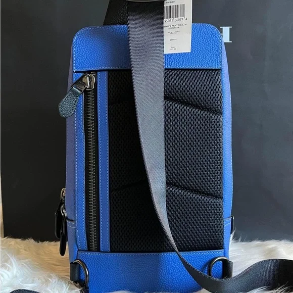 Coach Gotham Pack In Signature Leather - Picture 2 of 11